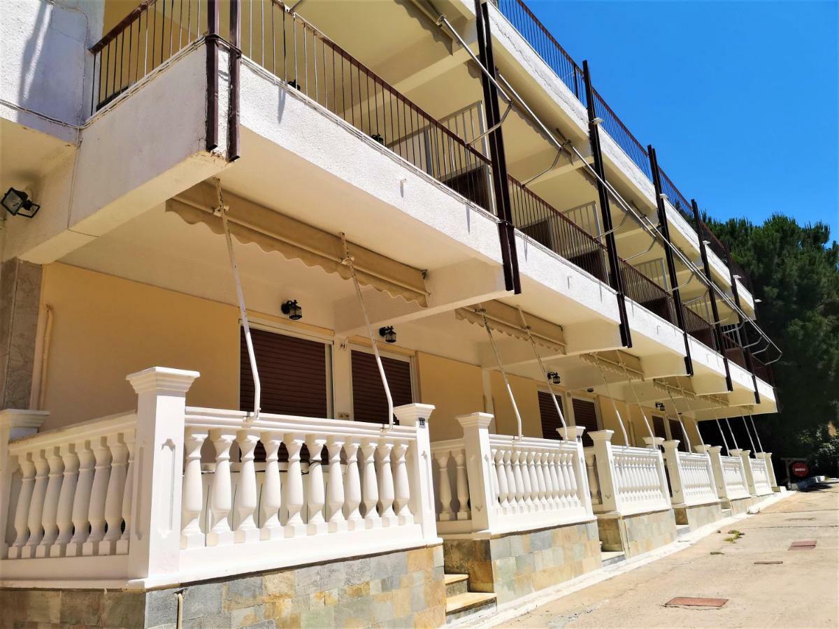 Neorio Studios Poros Town Dış mekan fotoğraf